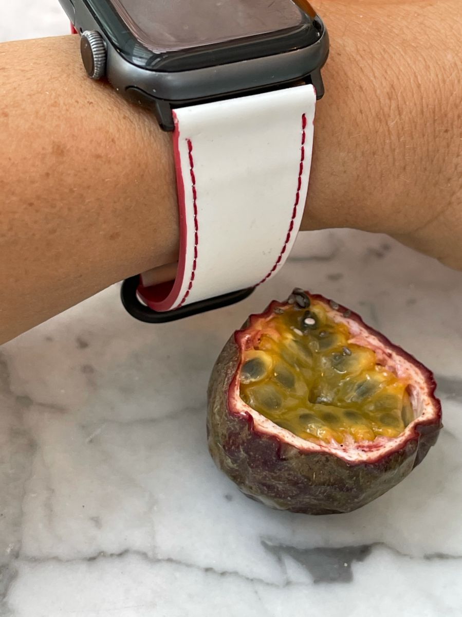 Recycled Rubber Strap (Apple Watch All Series) / WHITE