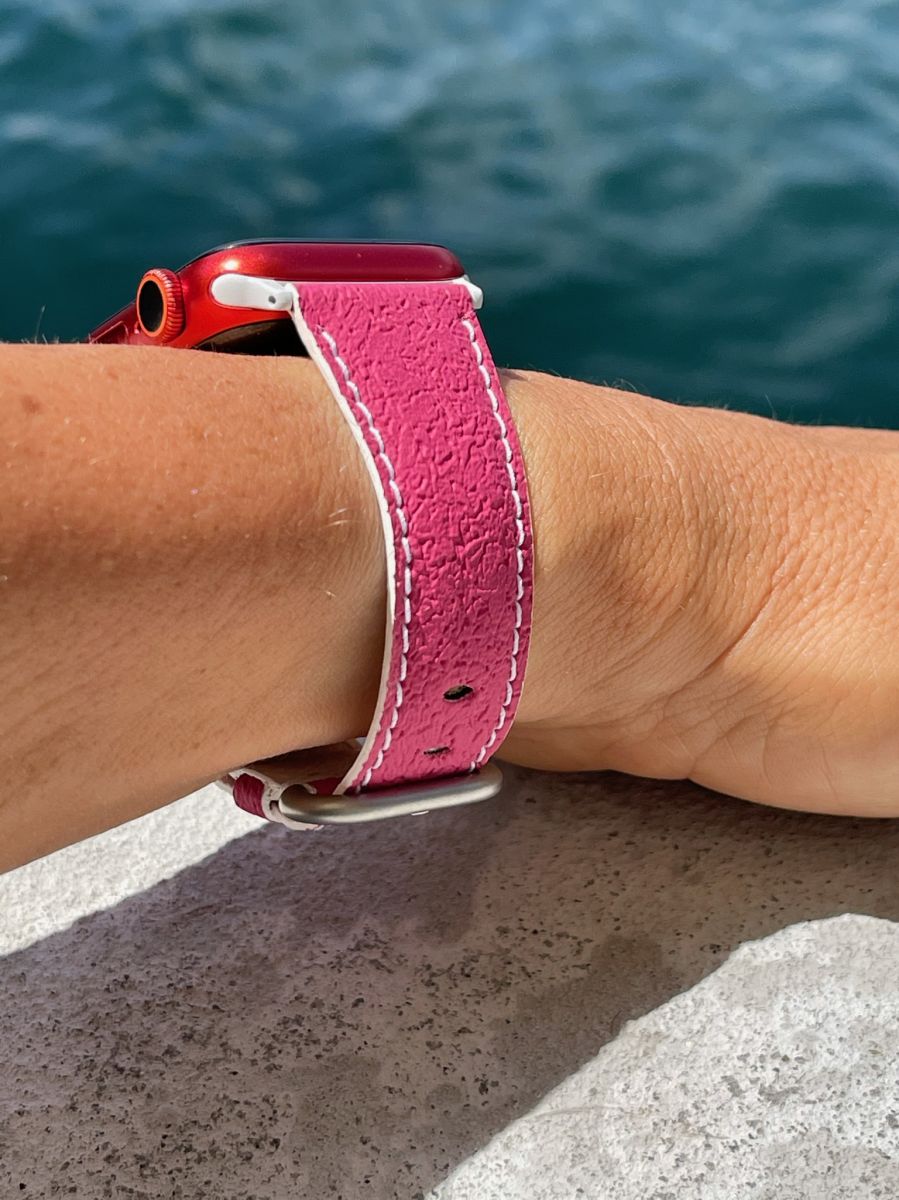 Textured Vegan Leather Strap (Apple Watch All Series) / DOLLY PINK