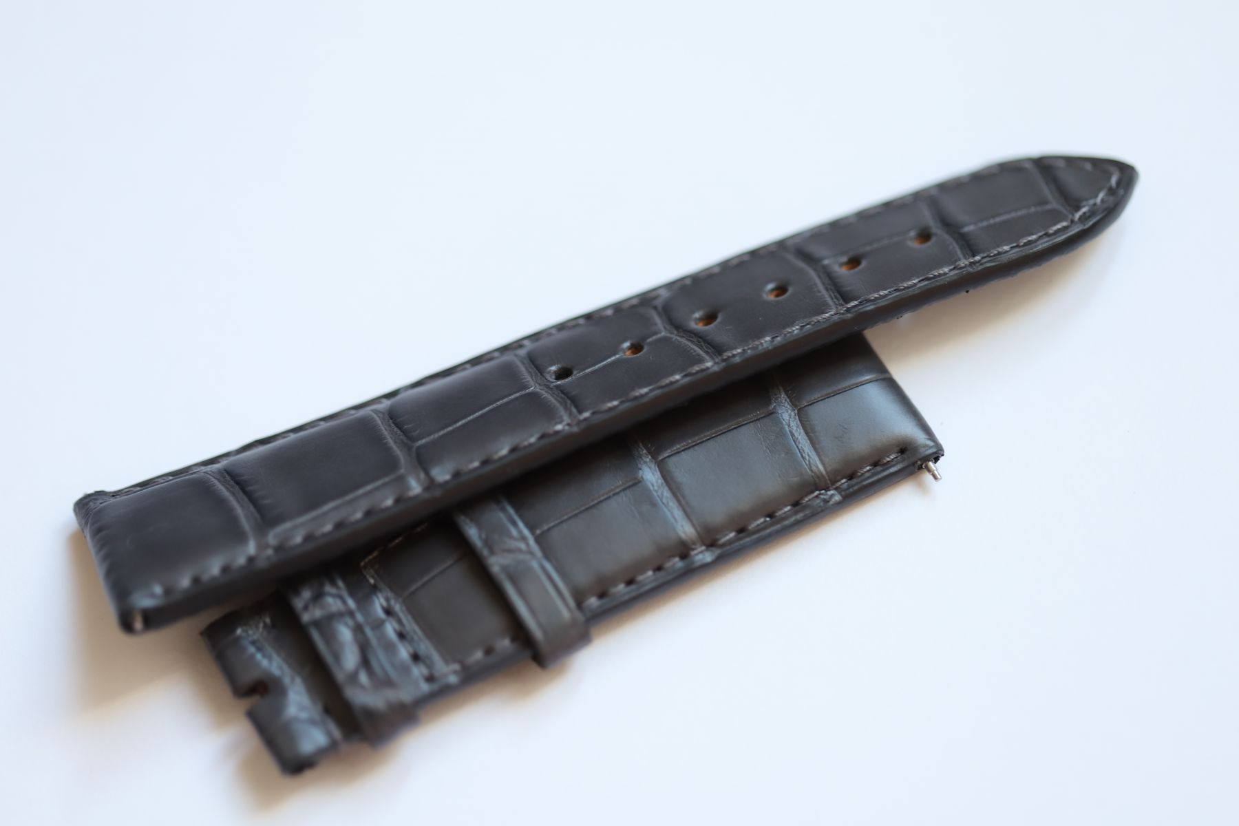 Dark Grey Alligator leather Strap 22mm Grand Seiko style Dark Grey Alligator leather Strap 22mm Grand Seiko style