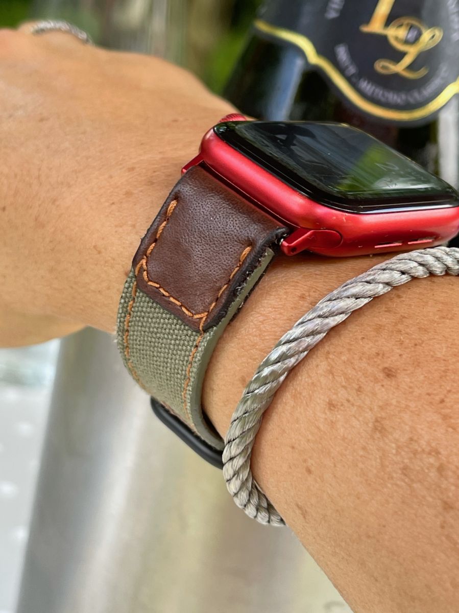 Canvas / Vacona strap Safari style (Apple Watch All Series) / MILITARY GREEN