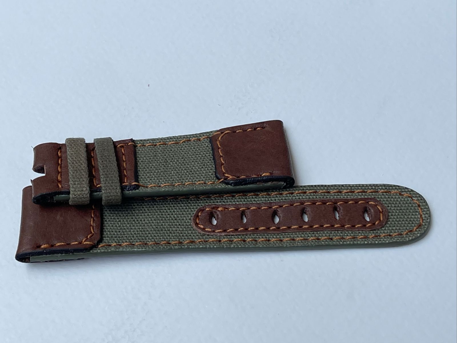 Unboxing: KASTANTONA Strap Maker Custom LOUIS VUITTON Monogram Canvas Apple  Watch Strap 