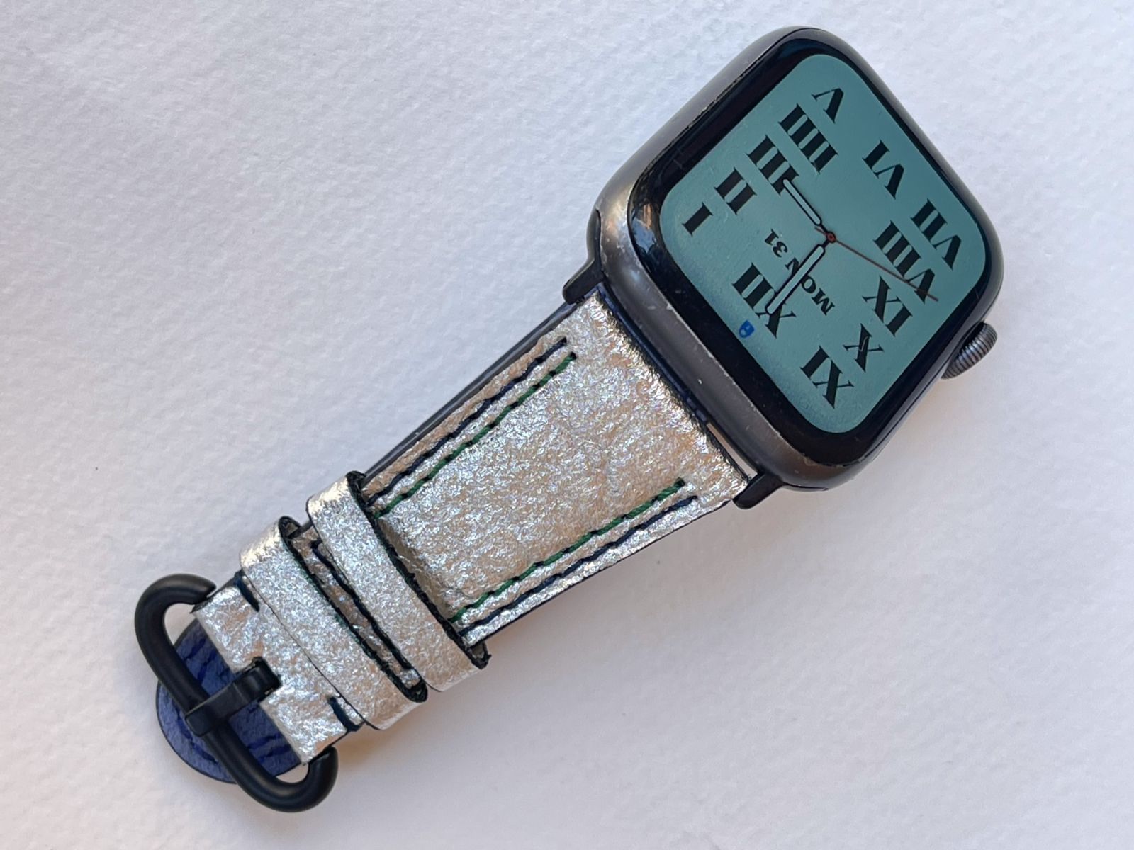 Pinatex® Strap (Apple Watch All Series) / SILVER METALLIC