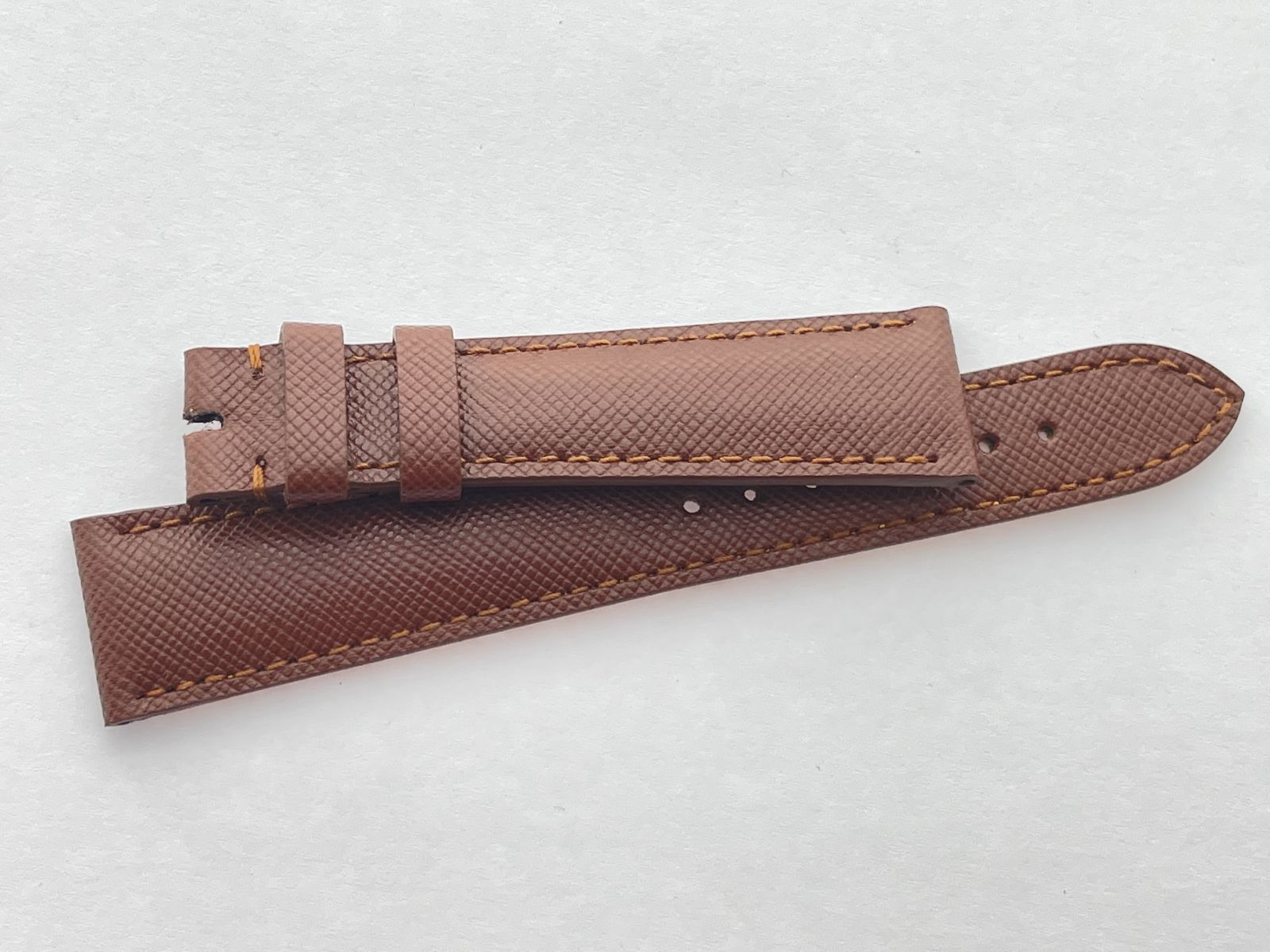 NJ222 Cognac / Light Brown Saffiano leather Classic strap